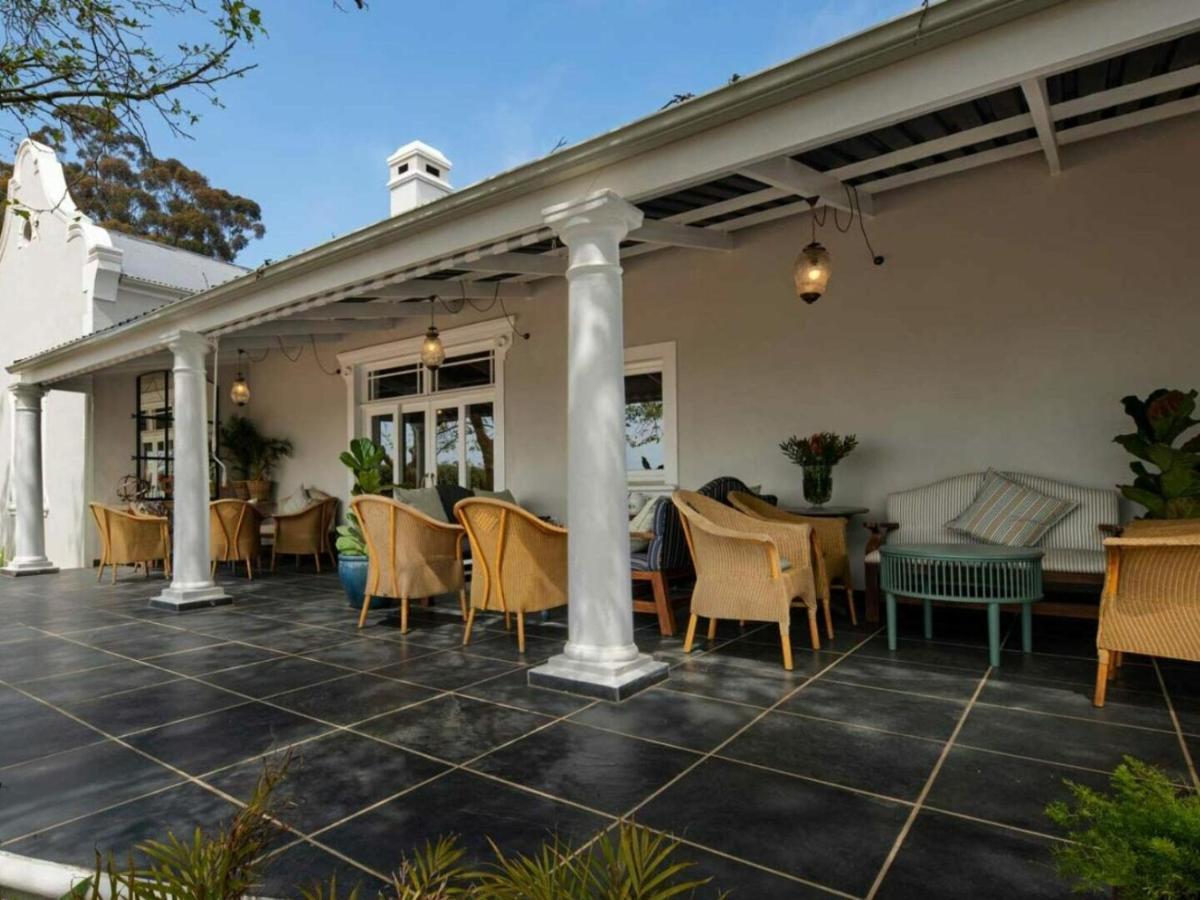 Banhoek Corner Guesthouse Стеленбош Екстериор снимка