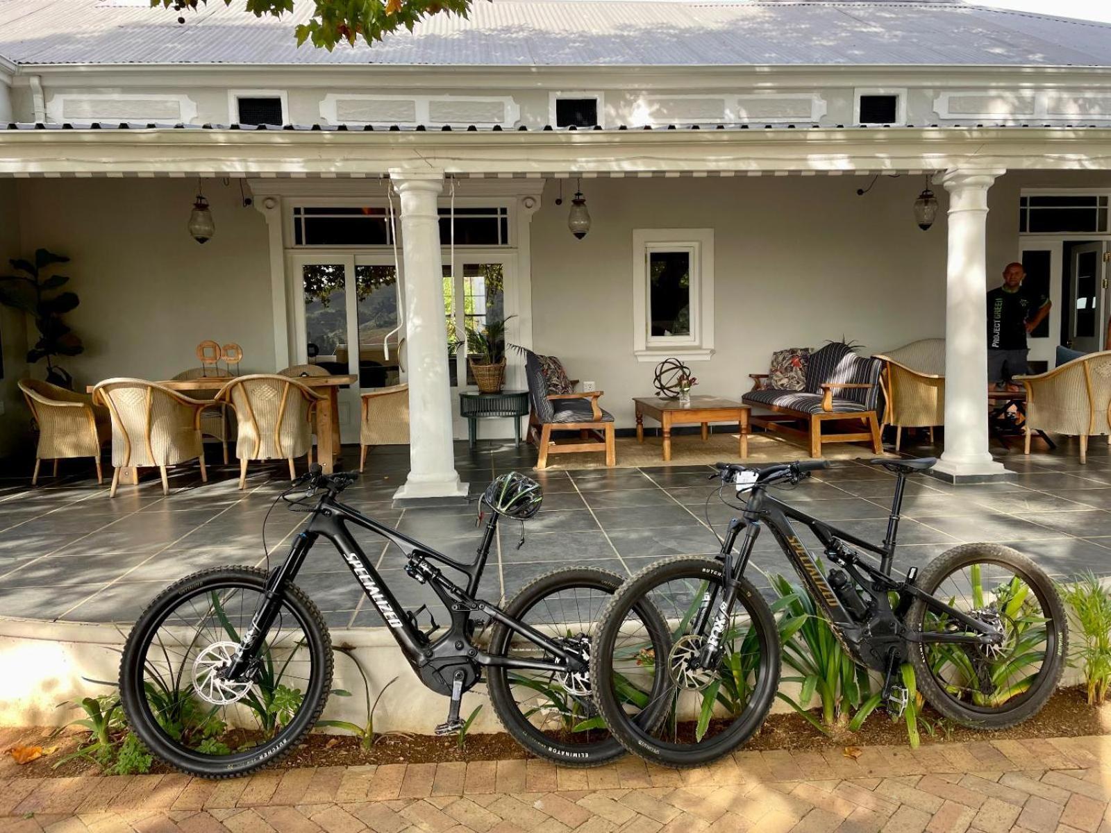 Banhoek Corner Guesthouse Стеленбош Екстериор снимка